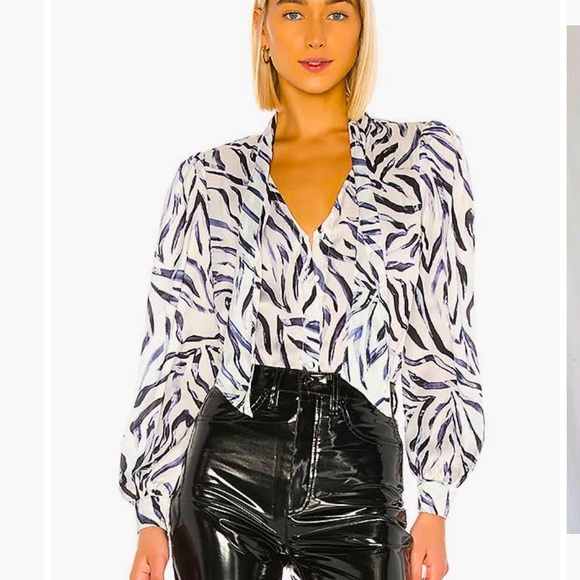 Kendal & Kylie Zebra Blouse - XS - Picture 1 of 4